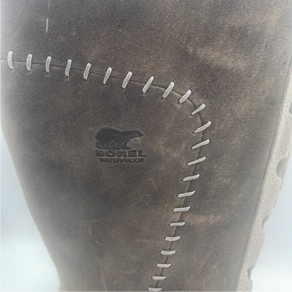 Sorel Brown and Cream Winter Boots - Picture 9 of 13
